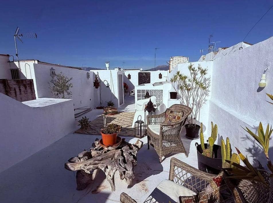 3 bedroom Terraced Villa for sale in Coin - € 329,000 (Ref: 9695379)