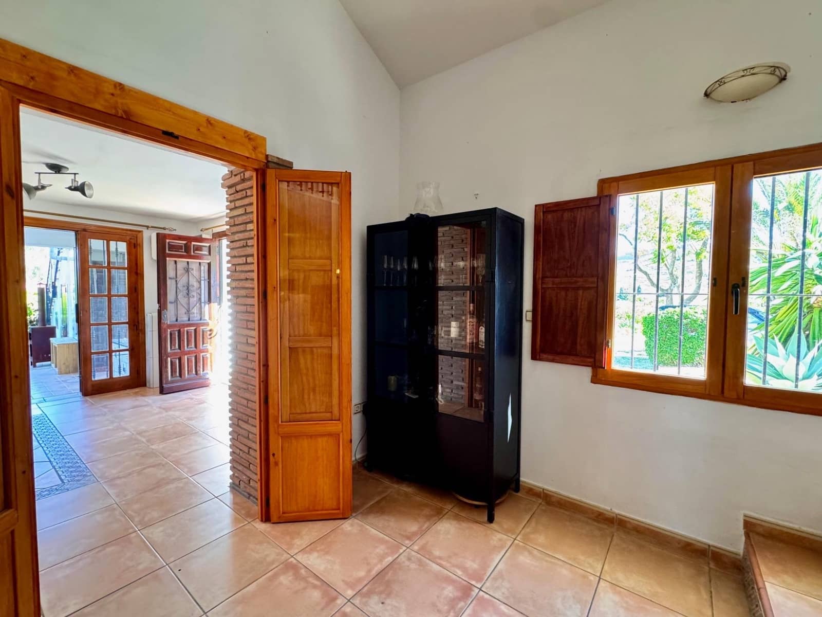 6 bedroom Finca/Country House for sale in Alora with pool - € 568,000 (Ref: 9745288)