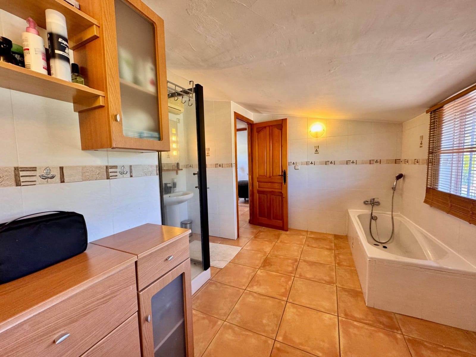 6 bedroom Finca/Country House for sale in Alora with pool - € 568,000 (Ref: 9745288)