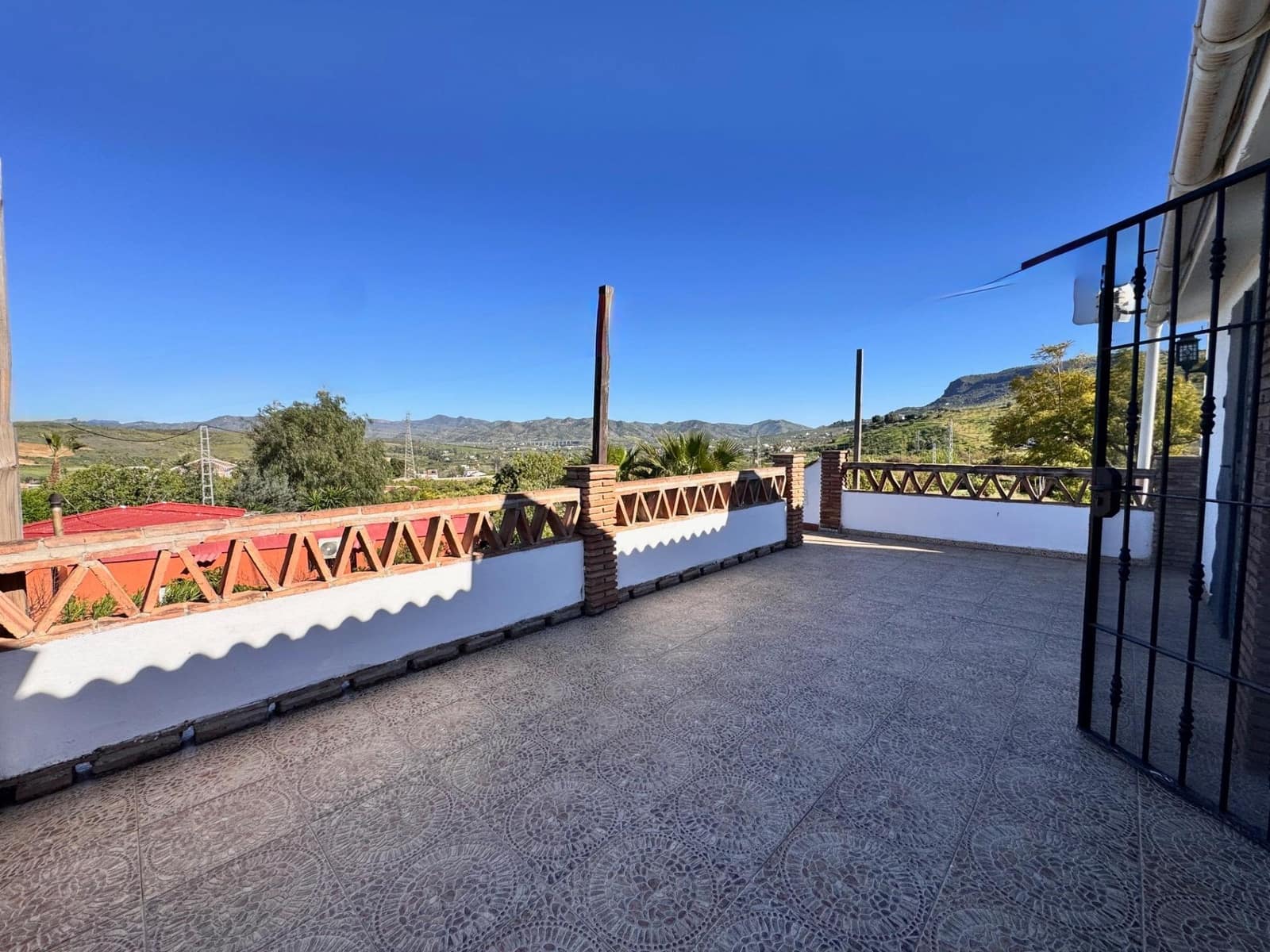 6 bedroom Finca/Country House for sale in Alora with pool - € 568,000 (Ref: 9745288)