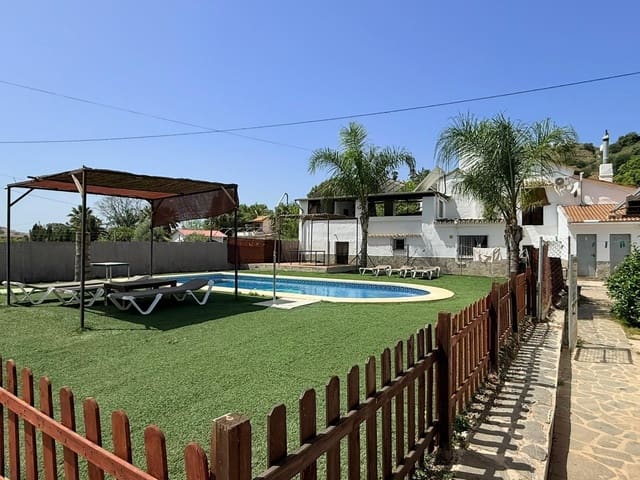 8 sypialnia Finka/Dom wiejski na sprzedaż w Alora z basenem - 750 000 € (Ref: 9799292)