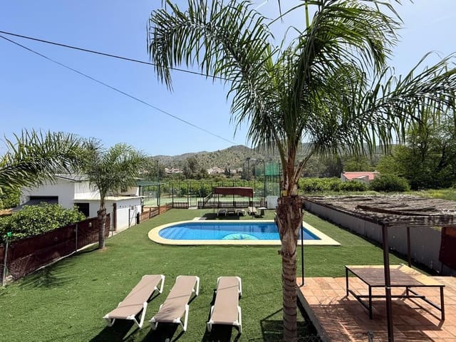 8 sypialnia Finka/Dom wiejski na sprzedaż w Alora z basenem - 750 000 € (Ref: 9799292)