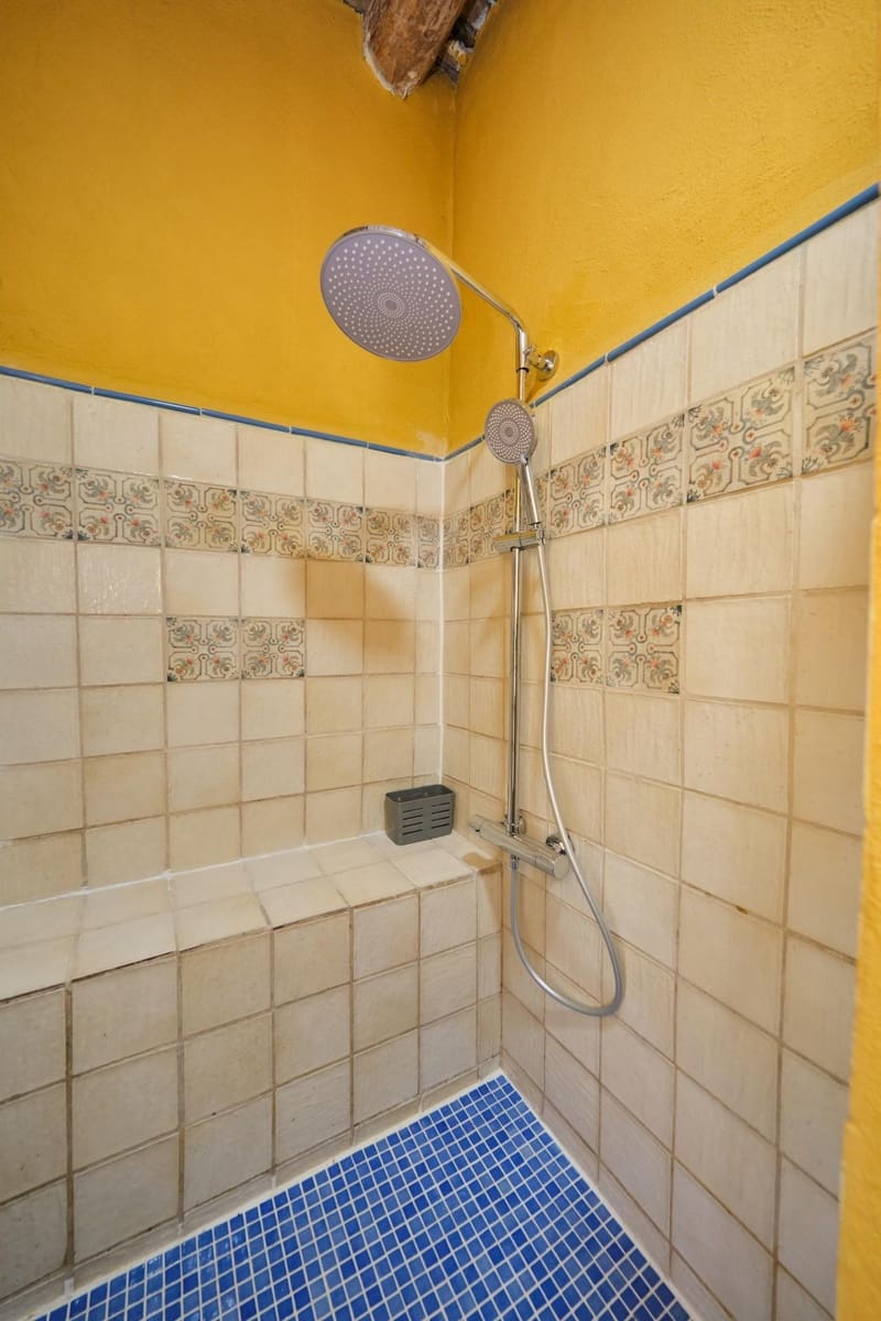 6 sovrum Hus till salu i Fornes med pool - 250 000 € (Ref: 9944166)