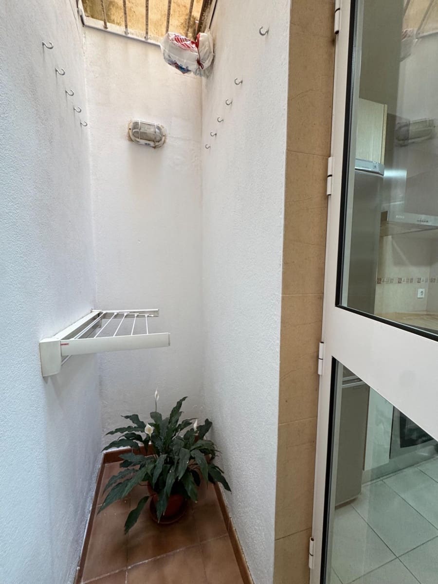 3 soveværelse Lejlighed til salg i Malaga by - € 270.000 (Ref: 9958185)