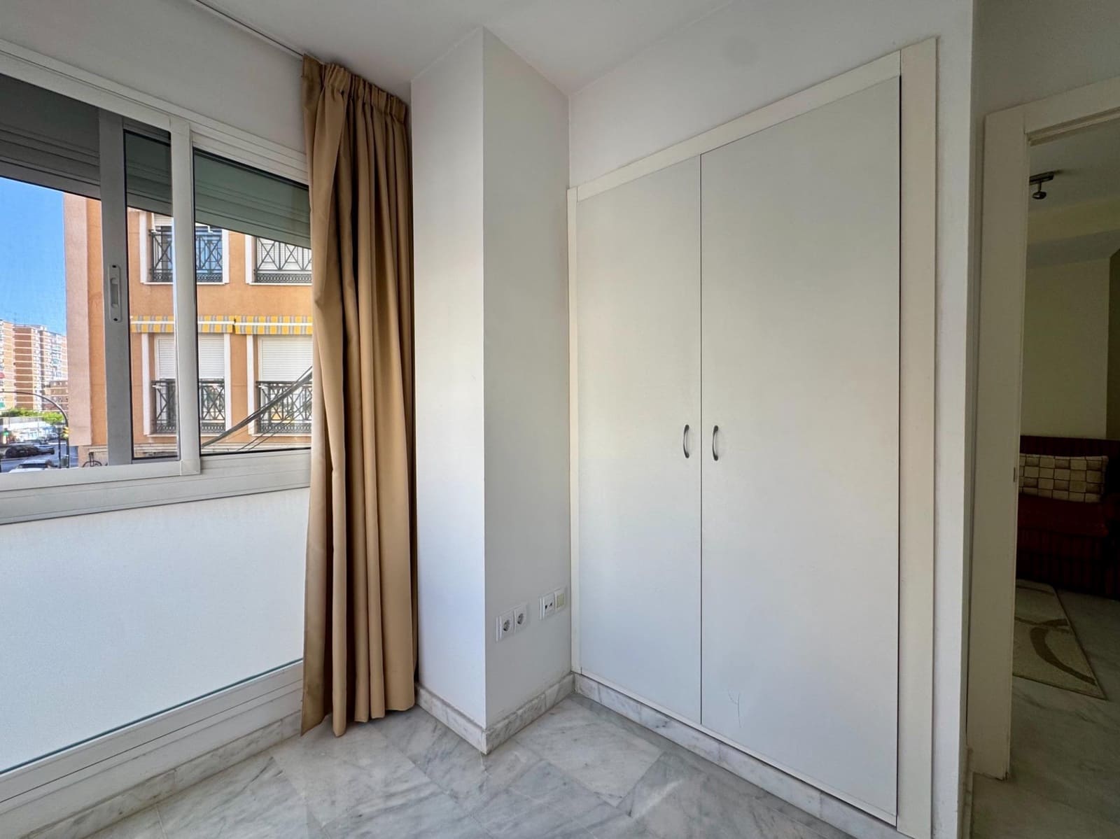 3 soveværelse Lejlighed til salg i Malaga by - € 270.000 (Ref: 9958185)