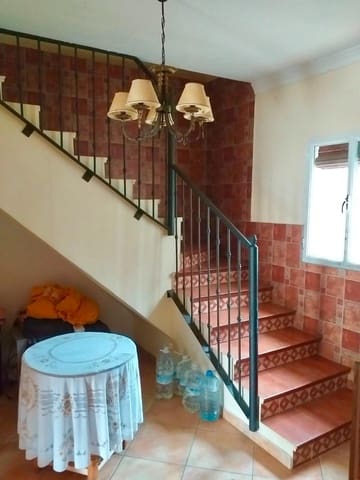 4 bedroom Finca/Country House for sale in Alora - € 140,000 (Ref: 9999866)