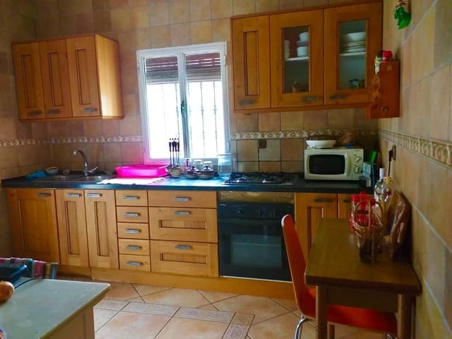 4 bedroom Finca/Country House for sale in Alora - € 140,000 (Ref: 9999866)