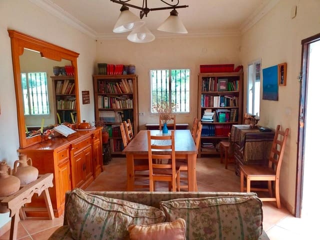 4 bedroom Finca/Country House for sale in Alora - € 140,000 (Ref: 9999866)