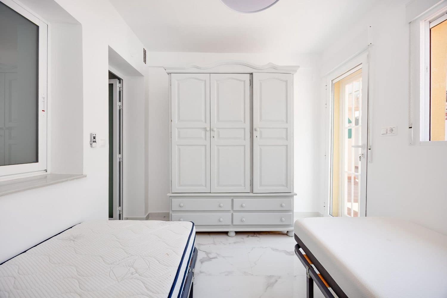 3 quarto Apartamento para venda em Torrevieja com garagem - 225 000 € (Ref: 10004955)