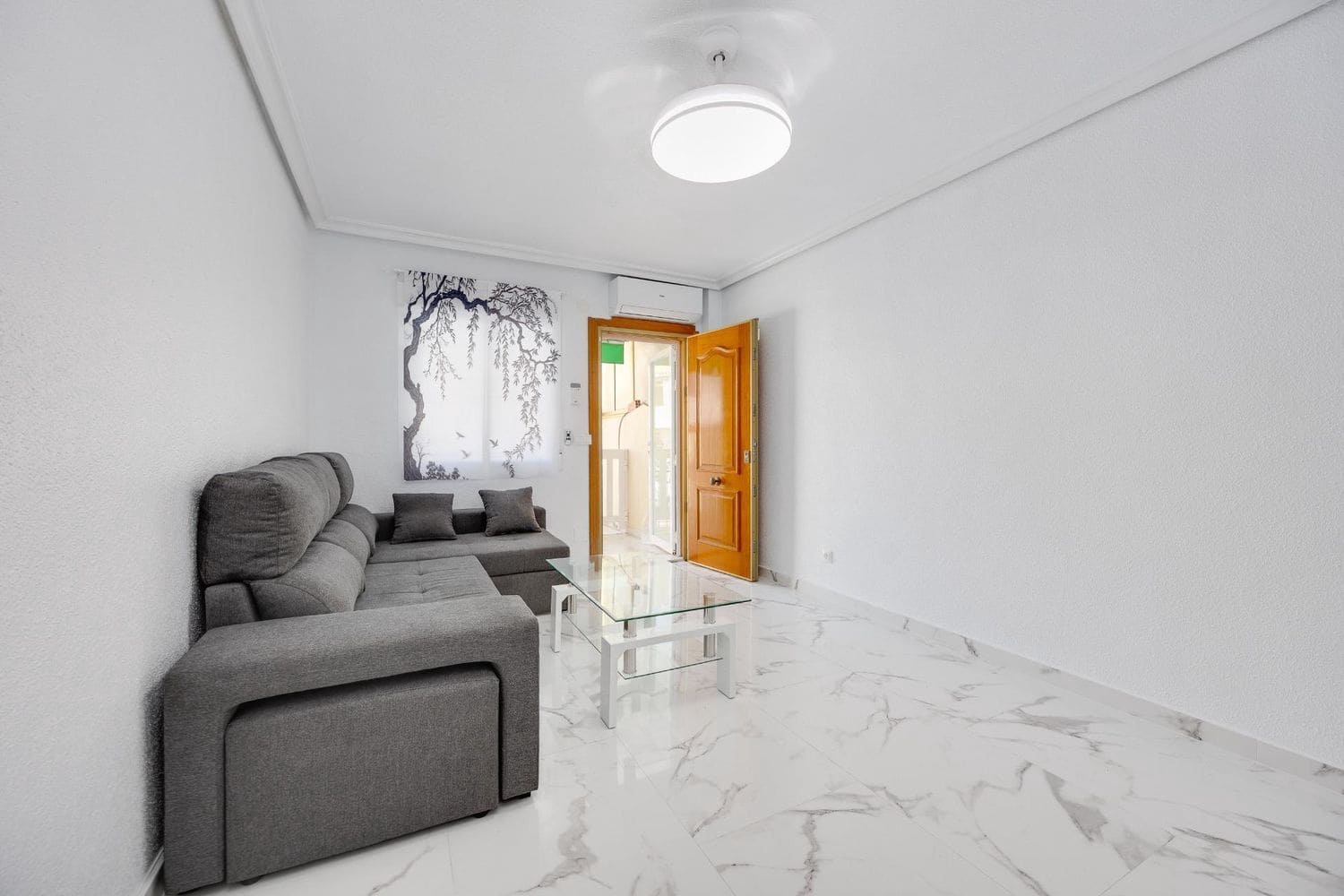 3 quarto Apartamento para venda em Torrevieja com garagem - 225 000 € (Ref: 10004955)