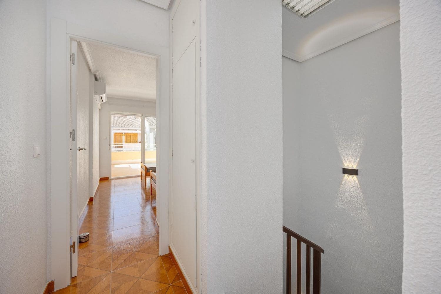 3 quarto Apartamento para venda em Torrevieja com garagem - 225 000 € (Ref: 10004955)