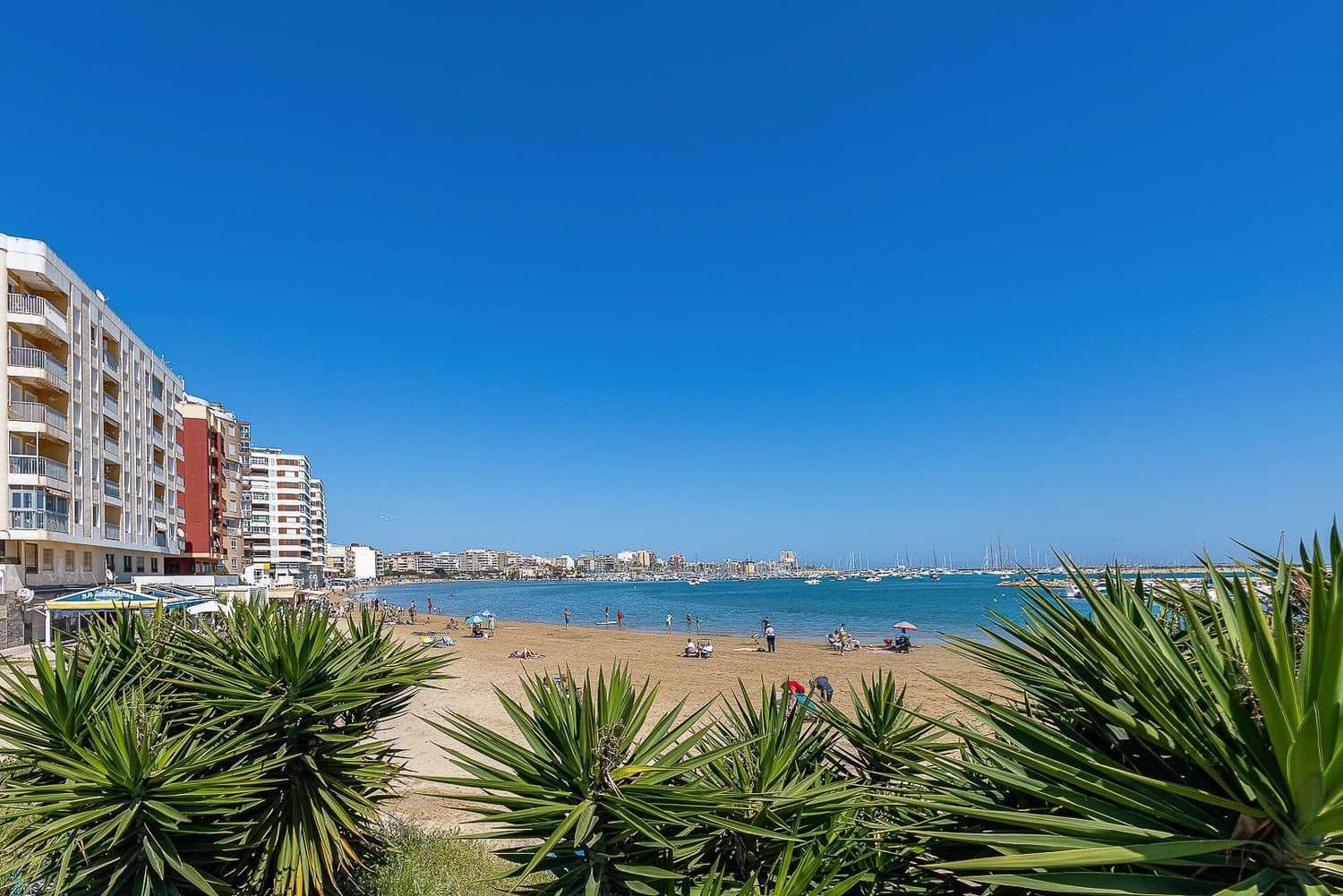 3 quarto Apartamento para venda em Torrevieja com garagem - 225 000 € (Ref: 10004955)