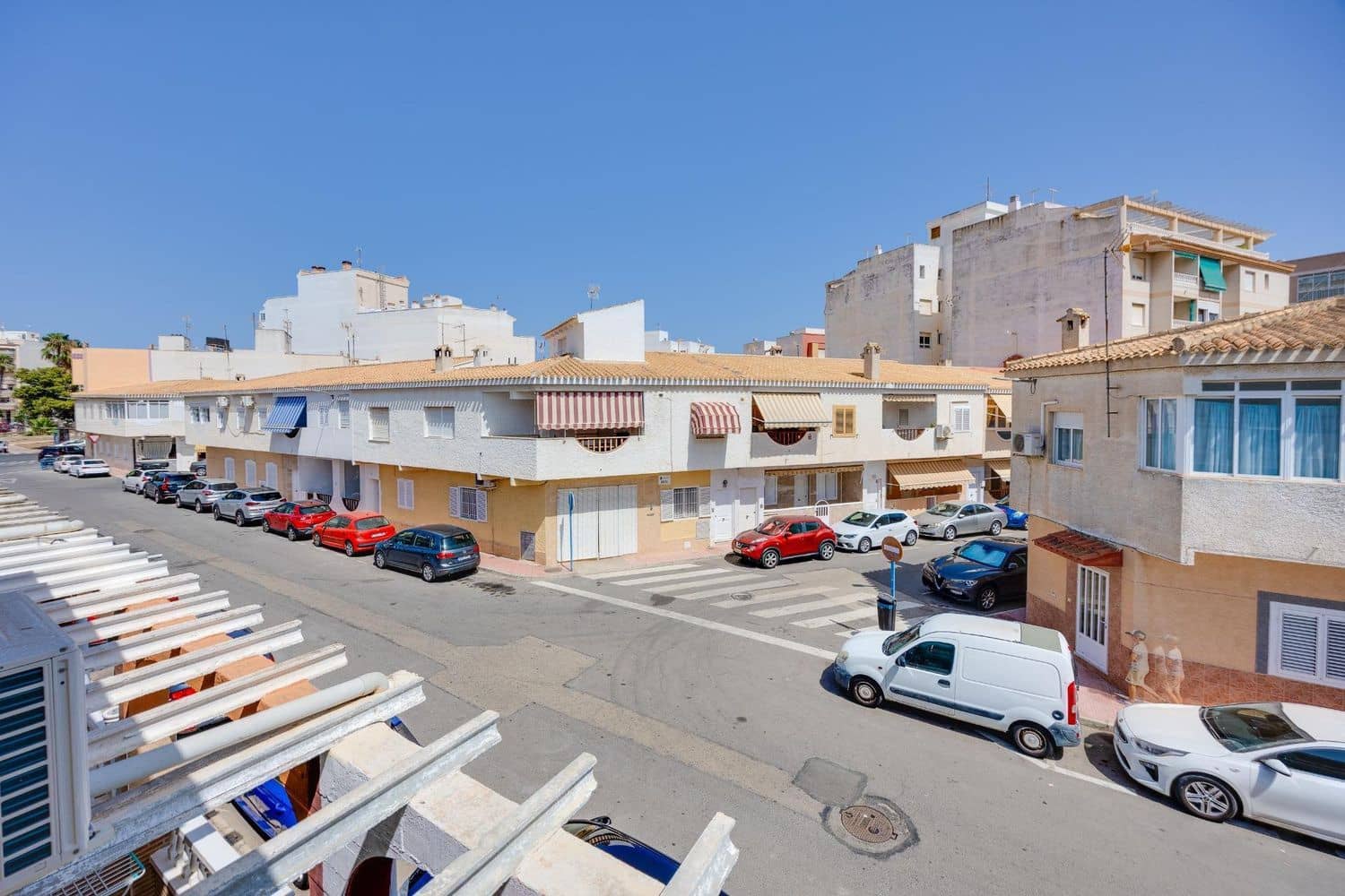 3 quarto Apartamento para venda em Torrevieja com garagem - 225 000 € (Ref: 10004955)
