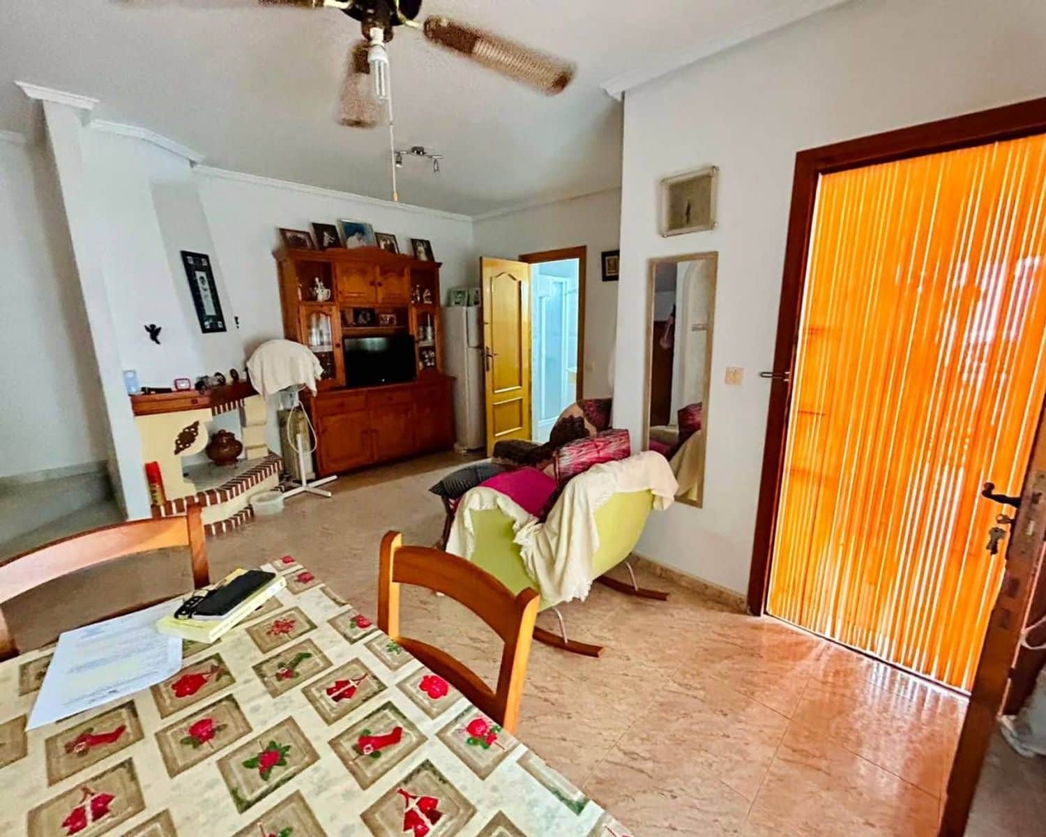 Casa de 3 habitaciones en Torrevieja en venta con garaje - 219.000 € (Ref: 10004956)