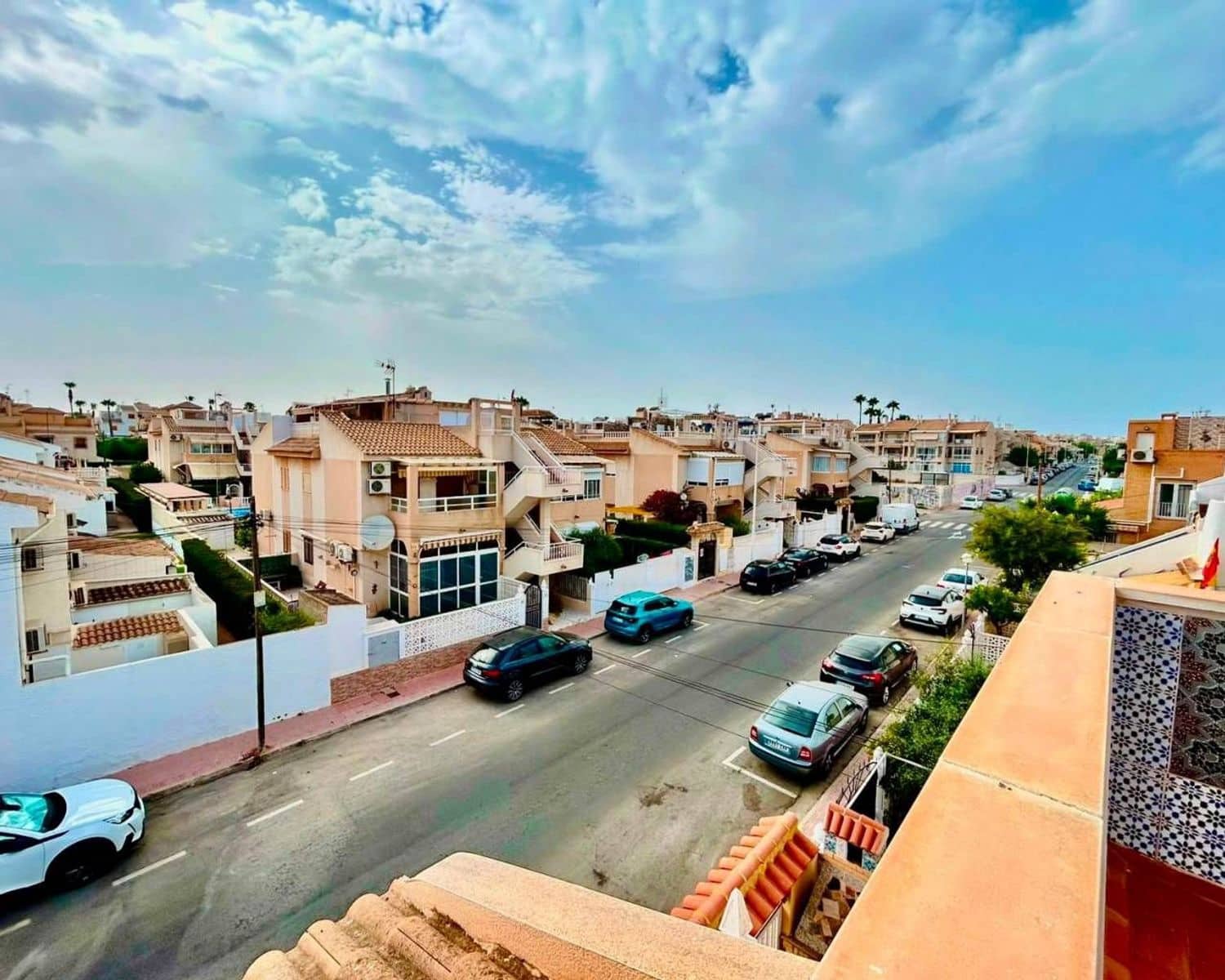 Casa de 3 habitaciones en Torrevieja en venta con garaje - 219.000 € (Ref: 10004956)