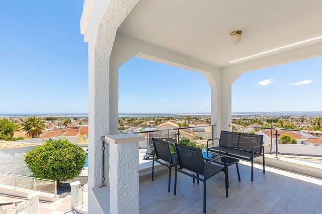 5 slaapkamer Villa te koop in Ciudad Quesada, Rojales met zwembad garage - € 649.000 (Ref: 10007134)