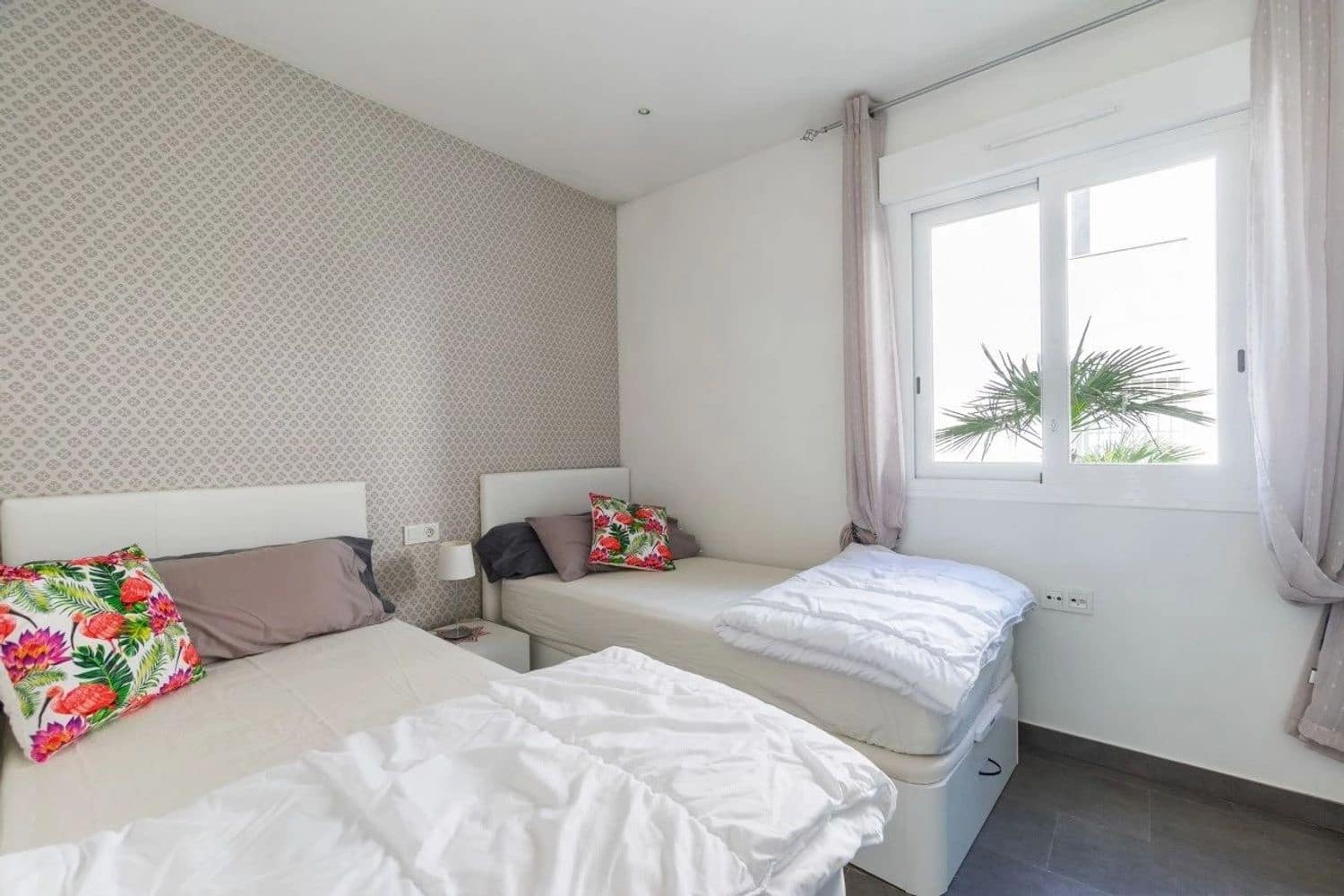 2 quarto Apartamento para venda em Torrevieja com piscina garagem - 255 000 € (Ref: 10008151)