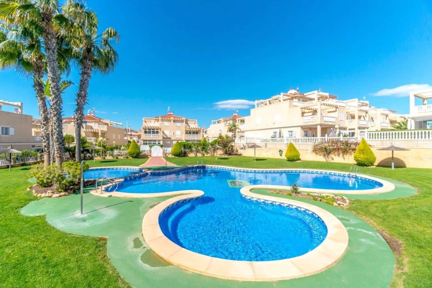 2 sypialnia Apartament na sprzedaż w Miasto Alicante / Alacant z basenem garażem - 226 000 € (Ref: 10010210)