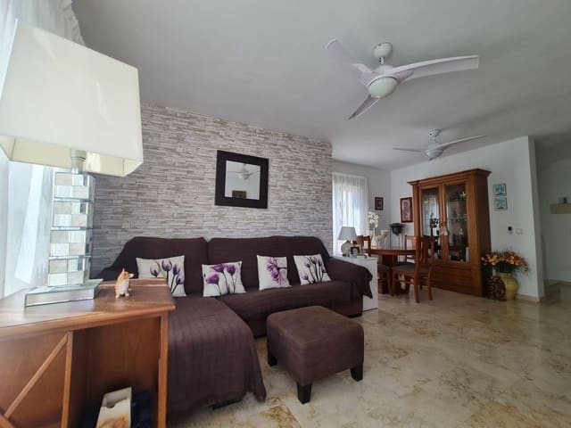 3 slaapkamer Villa te koop in Alicante stad met zwembad garage - € 479.000 (Ref: 10010211)