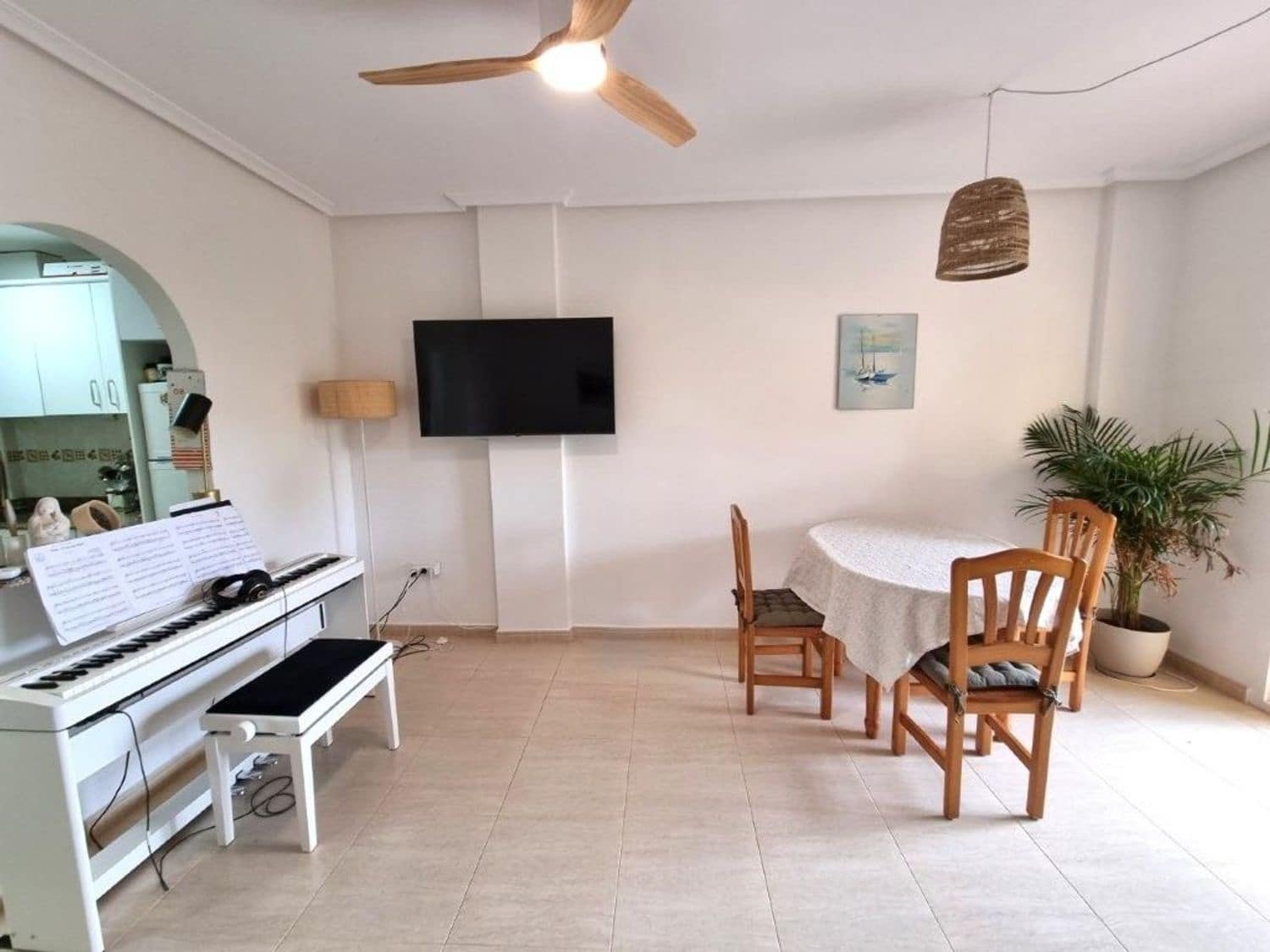 2 Zimmer Apartment zu verkaufen in Daya Nueva mit Pool Garage - 129.500 € (Ref: 10044556)
