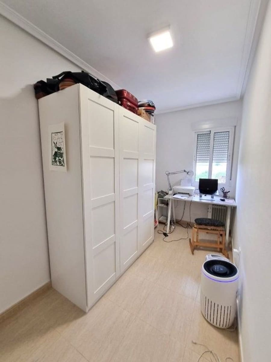 2 Zimmer Apartment zu verkaufen in Daya Nueva mit Pool Garage - 129.500 € (Ref: 10044556)