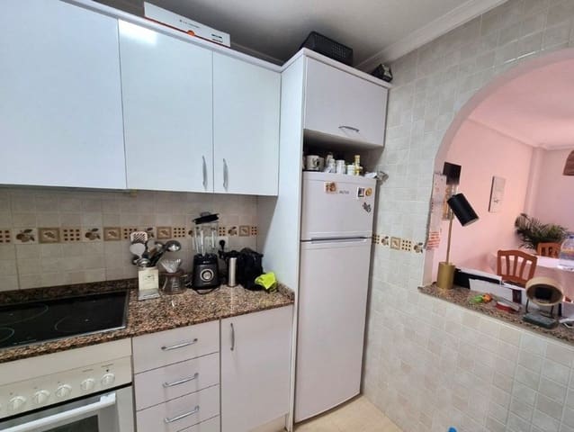 2 Zimmer Apartment zu verkaufen in Daya Nueva mit Pool Garage - 129.500 € (Ref: 10044556)