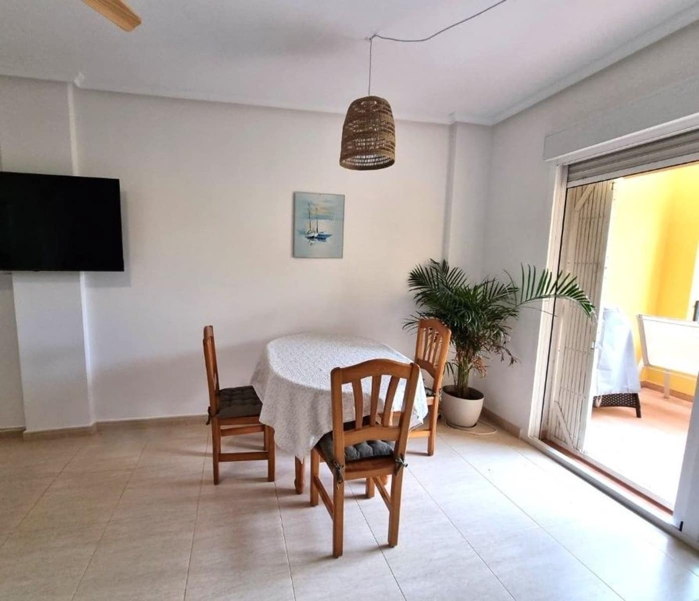 2 Zimmer Apartment zu verkaufen in Daya Nueva mit Pool Garage - 129.500 € (Ref: 10044556)