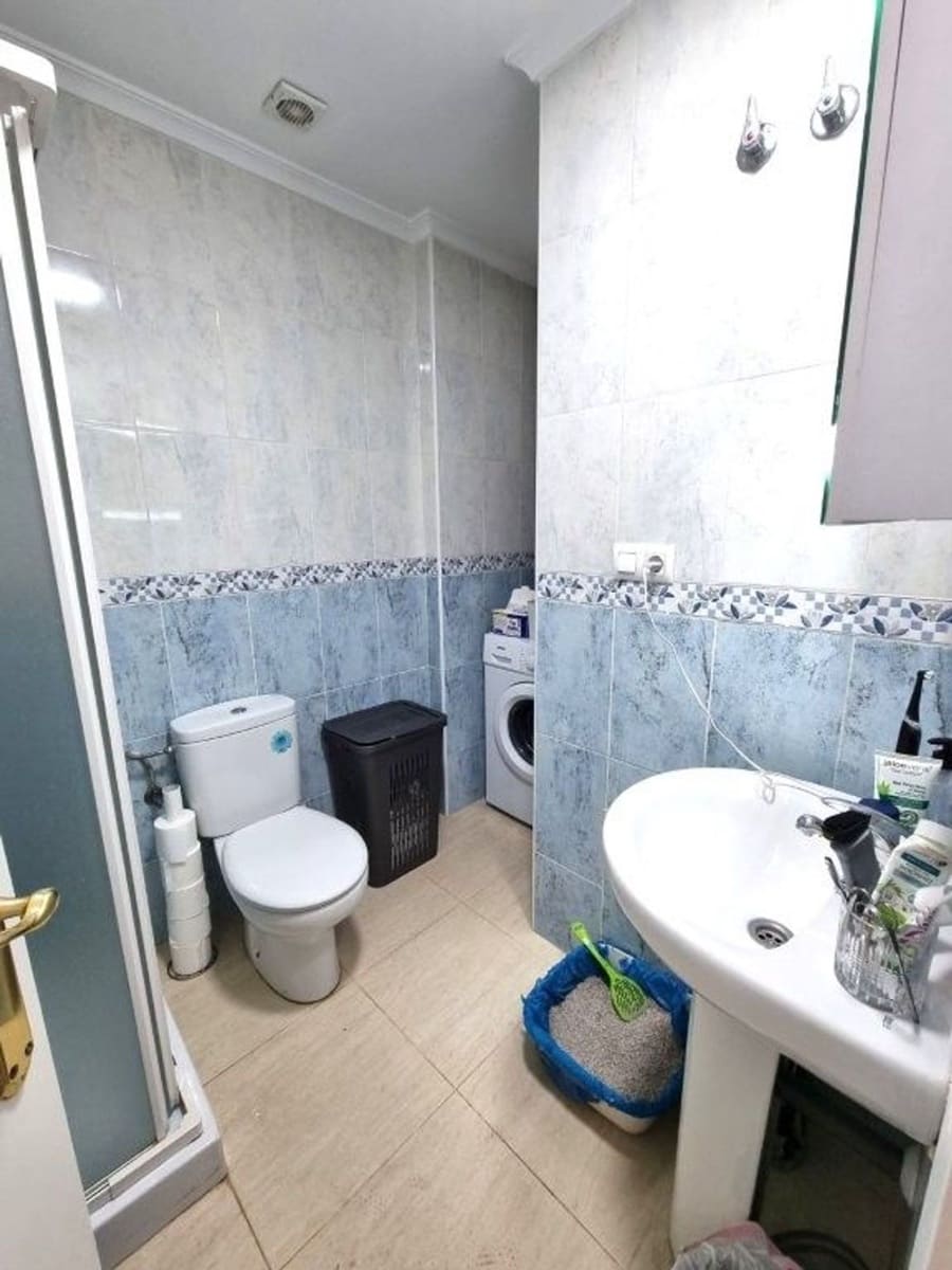 2 Zimmer Apartment zu verkaufen in Daya Nueva mit Pool Garage - 129.500 € (Ref: 10044556)