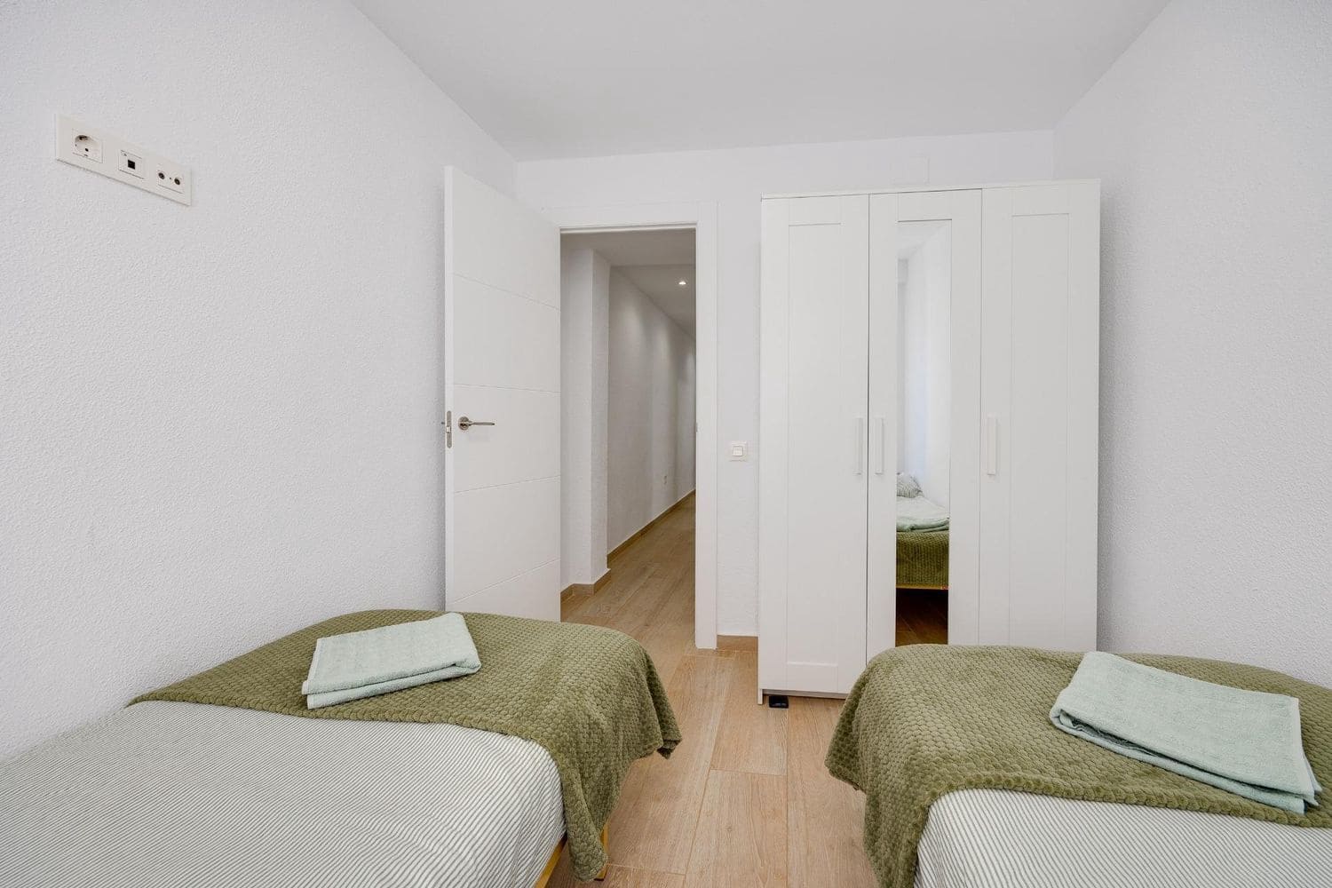 3 Zimmer Apartment zu verkaufen in Torrevieja mit Garage - 220.000 € (Ref: 10080323)