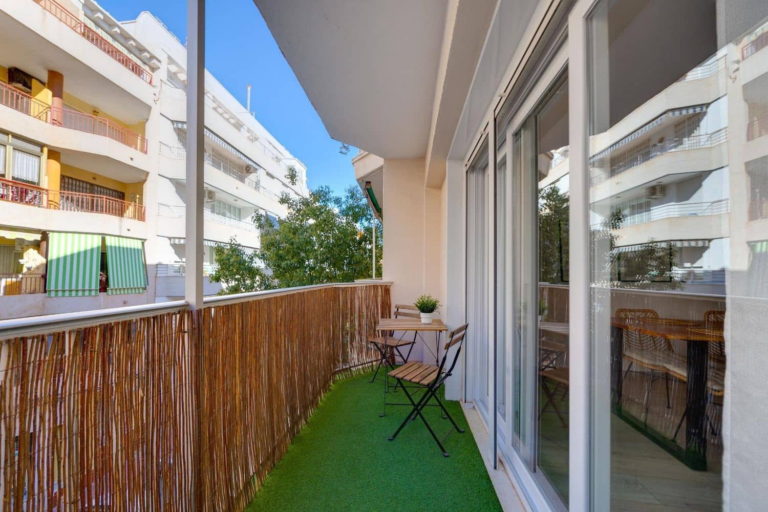 3 Zimmer Apartment zu verkaufen in Torrevieja mit Garage - 220.000 € (Ref: 10080323)
