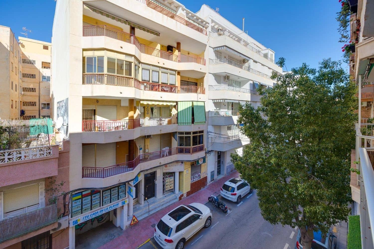 3 Zimmer Apartment zu verkaufen in Torrevieja mit Garage - 220.000 € (Ref: 10080323)