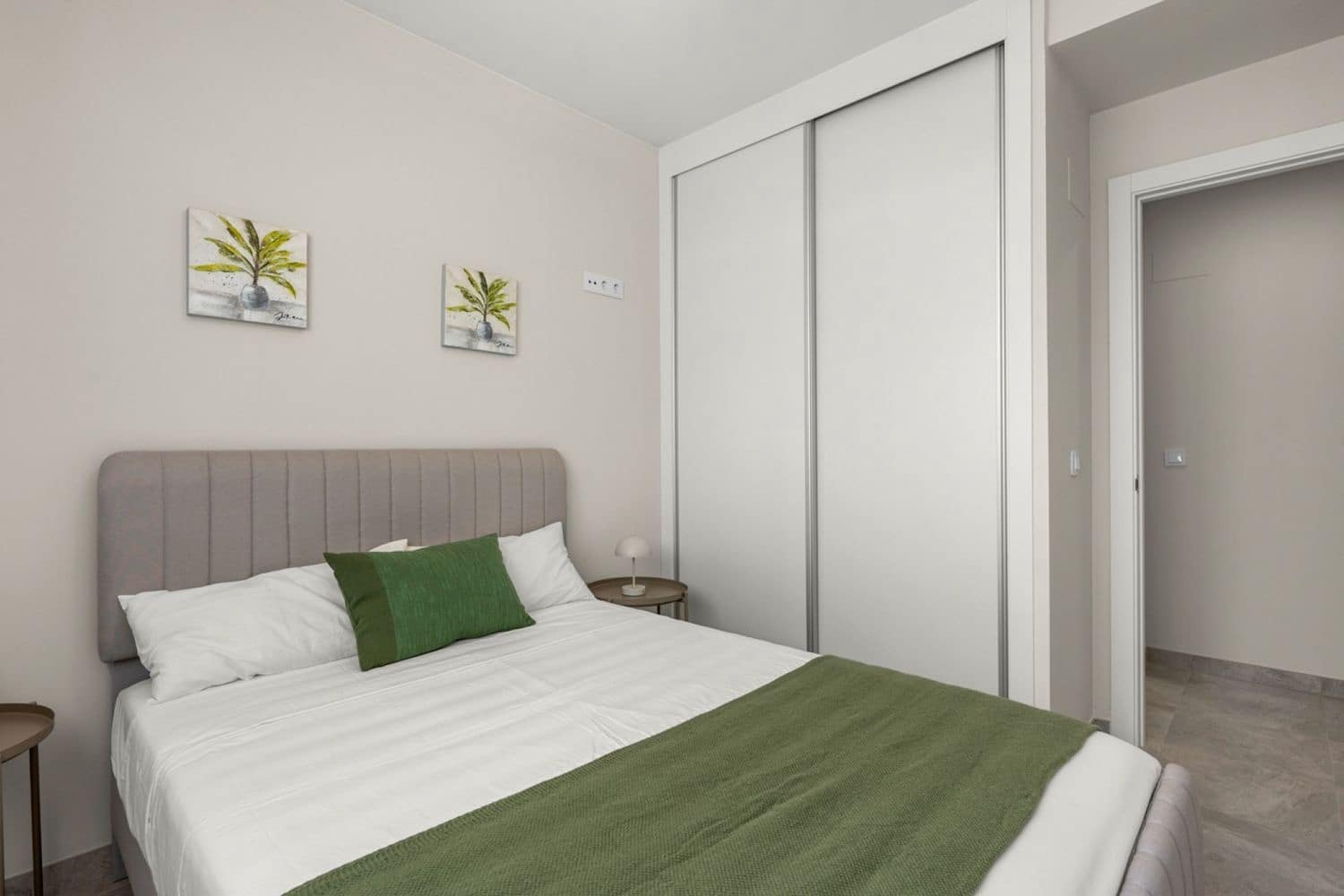 2 sypialnia Apartament na sprzedaż w Filipinas z basenem garażem - 249 000 € (Ref: 10088793)