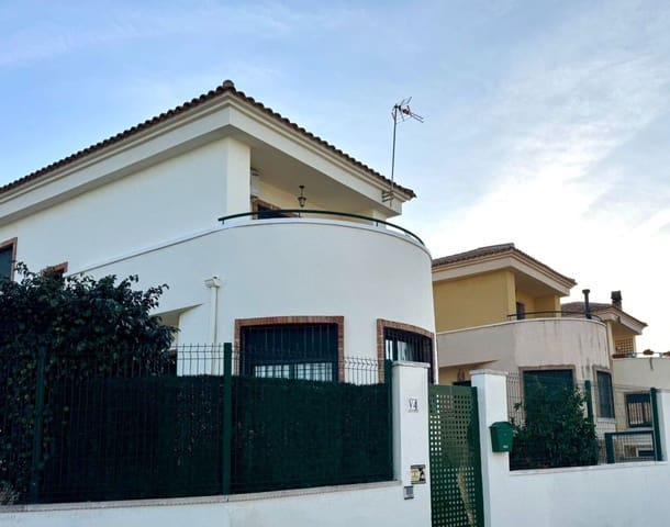 3 soverom Villa til salgs i Benferri med svømmebasseng garasje - € 239 900 (Ref: 10088794)