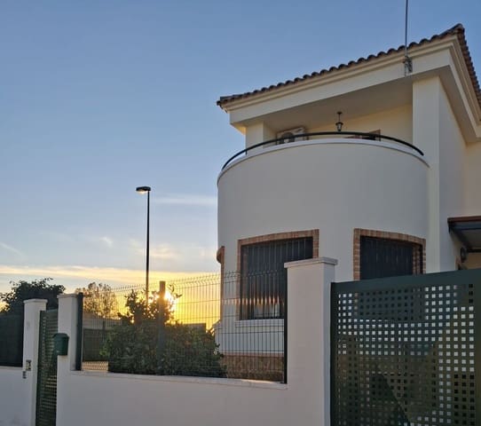 3 soverom Villa til salgs i Benferri med svømmebasseng garasje - € 239 900 (Ref: 10088794)