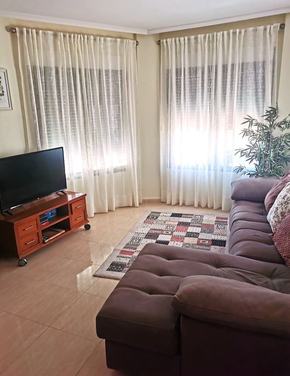 3 soverom Villa til salgs i Benferri med svømmebasseng garasje - € 239 900 (Ref: 10088794)
