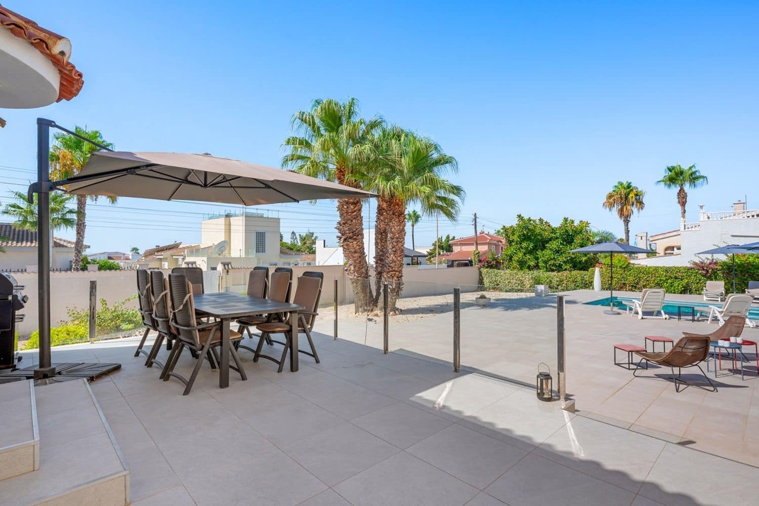 Chalet de 3 habitaciones en Ciudad Quesada en venta con piscina garaje - 575.000 € (Ref: 10094033)