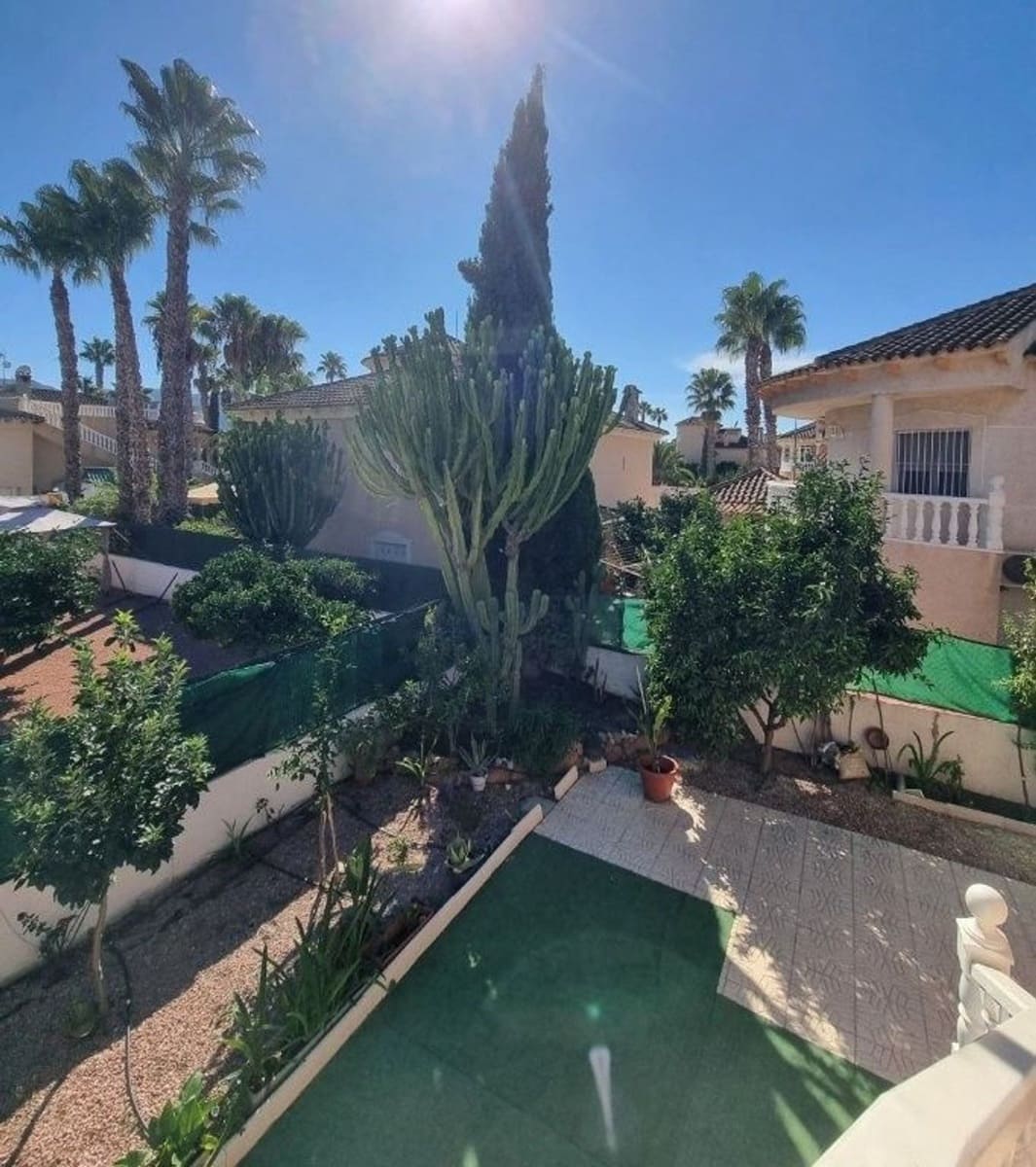 3 soverom Villa til salgs i Benferri med svømmebasseng garasje - € 339 000 (Ref: 10106599)