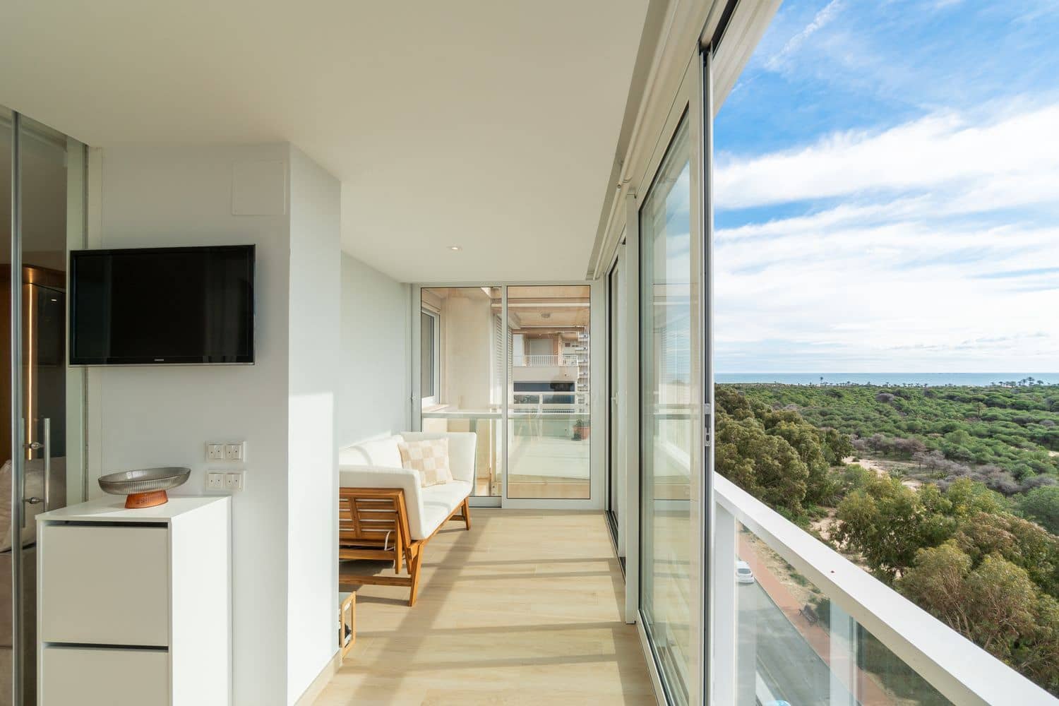 Apartamento de 3 habitaciones en Guardamar del Segura en venta con piscina garaje - 309.000 € (Ref: 10131276)