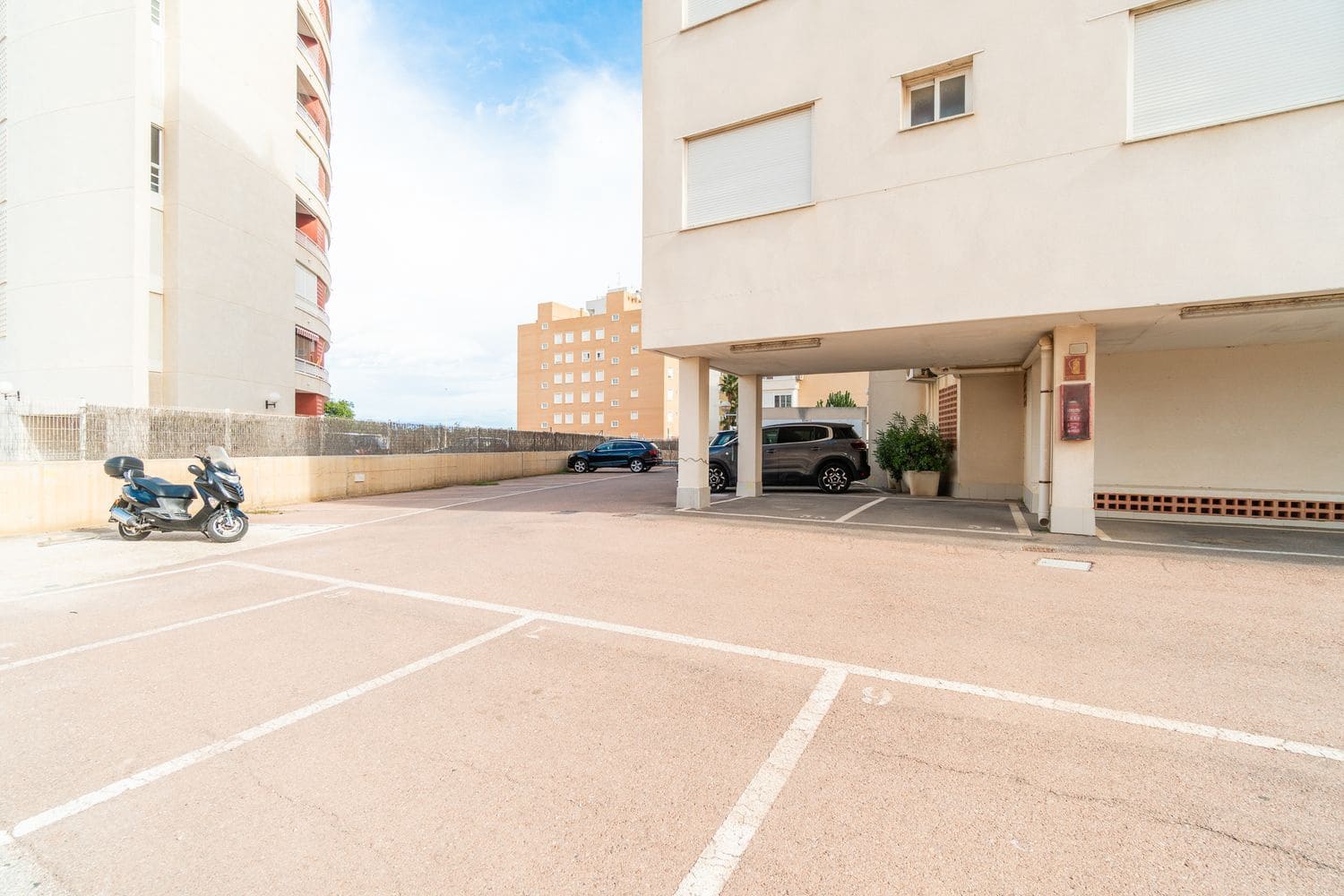 Apartamento de 3 habitaciones en Guardamar del Segura en venta con piscina garaje - 309.000 € (Ref: 10131276)