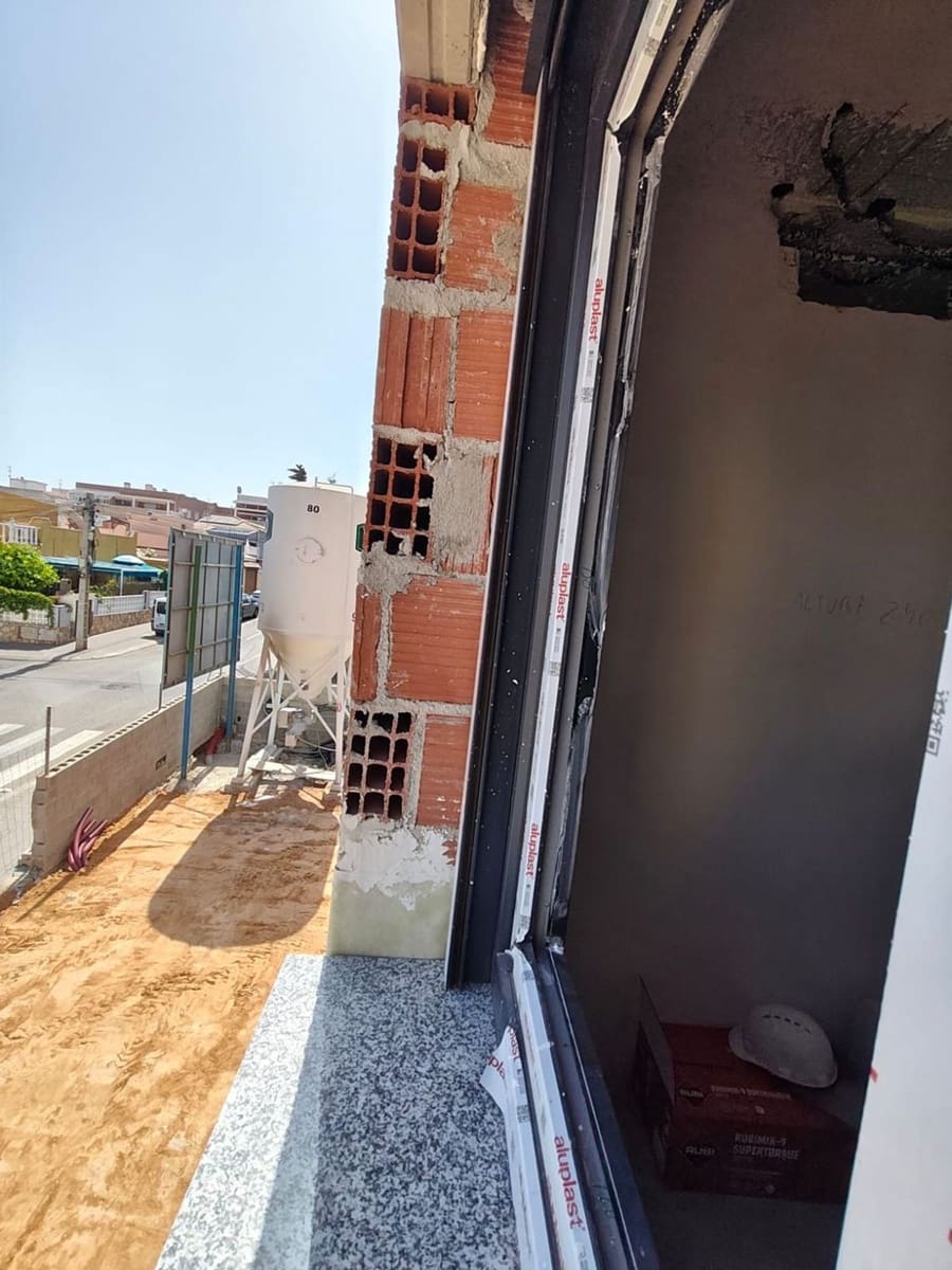 2 sypialnia Apartament na sprzedaż w Torrevieja z basenem garażem - 269 000 € (Ref: 10131277)