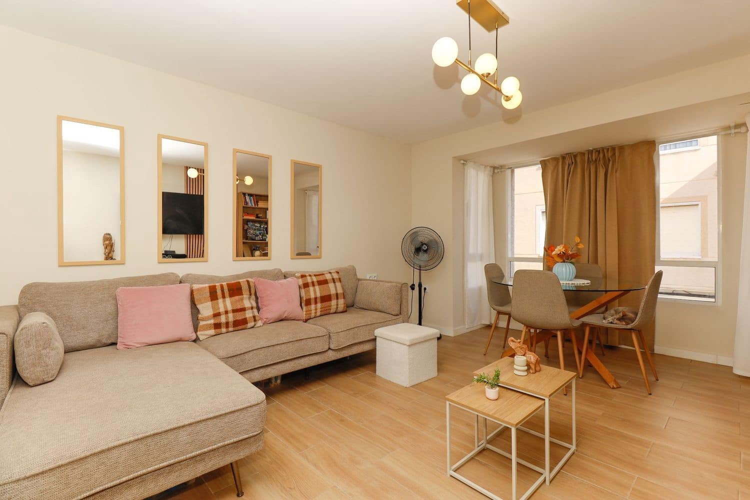 3 chambre Maison de Ville à vendre à Torrevieja avec garage - 299 000 € (Ref: 10151046)