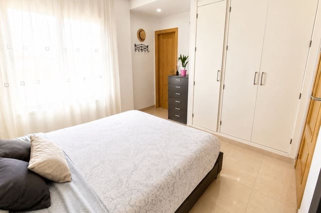 Apartamento de 2 habitaciones en Heredades, Almoradí en venta con piscina garaje - 123.000 € (Ref: 10162162)