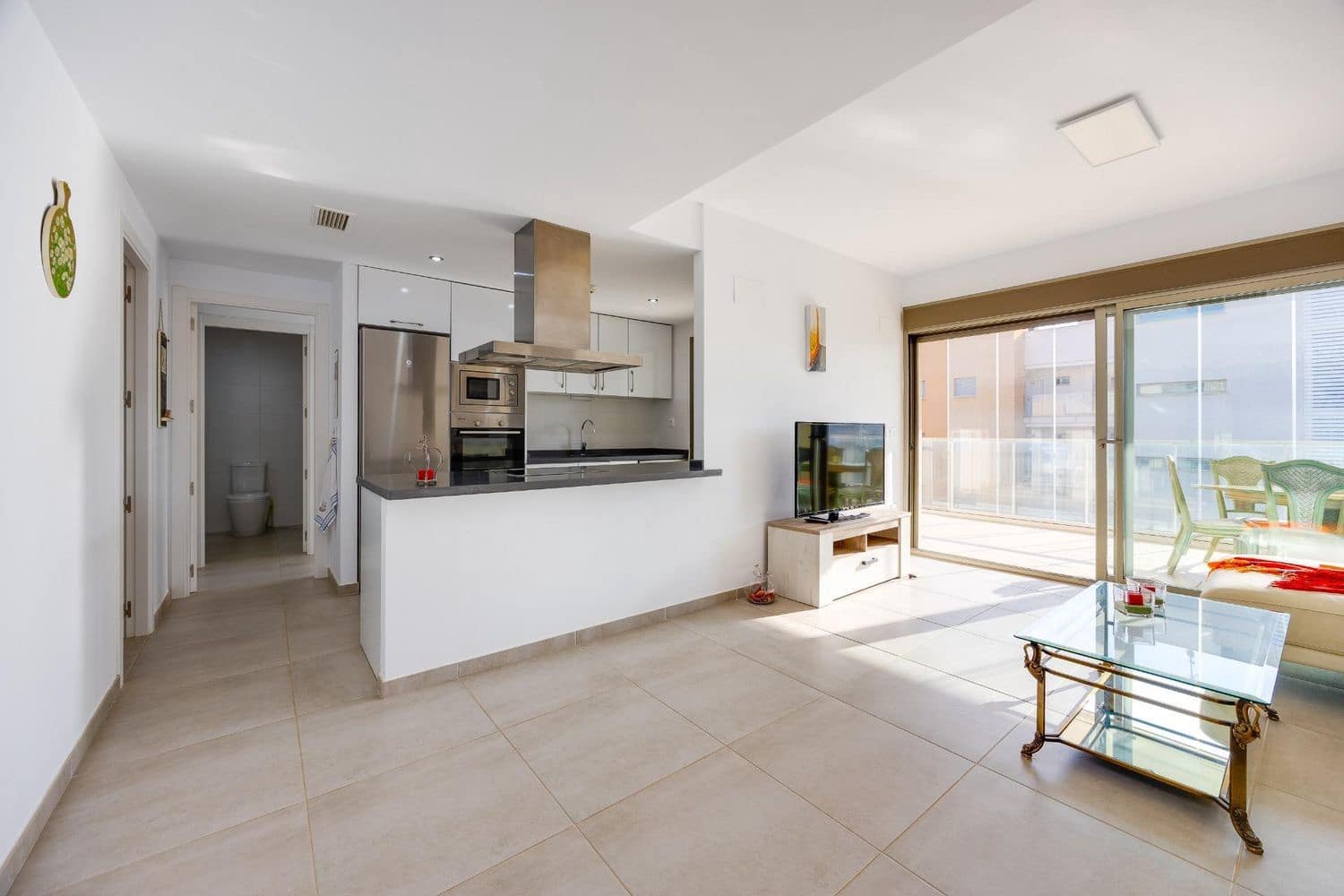 2 soveværelse Lejlighed til salg i Alicante by med swimmingpool garage - € 269.000 (Ref: 10174905)