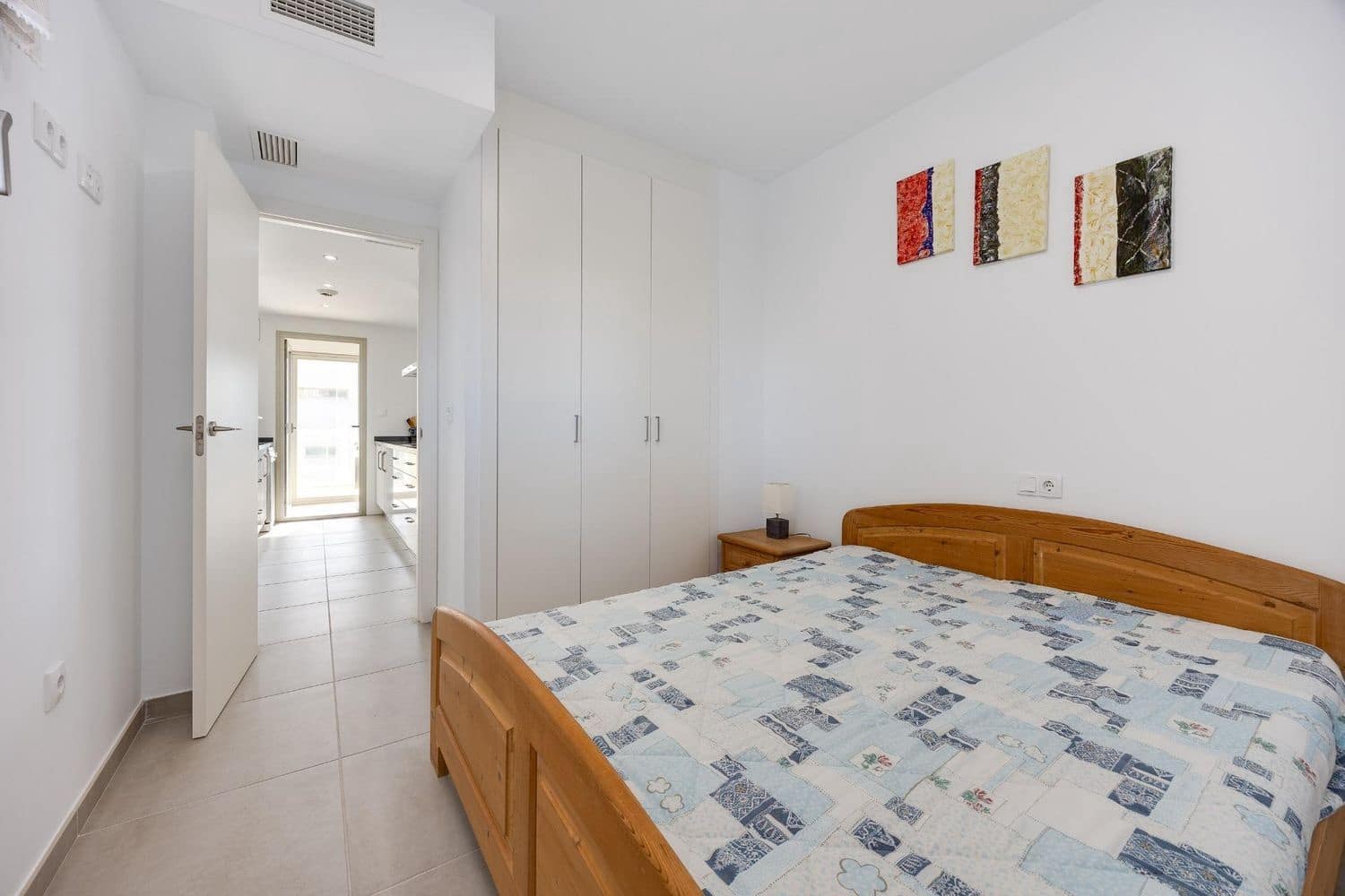 2 soveværelse Lejlighed til salg i Alicante by med swimmingpool garage - € 269.000 (Ref: 10174905)