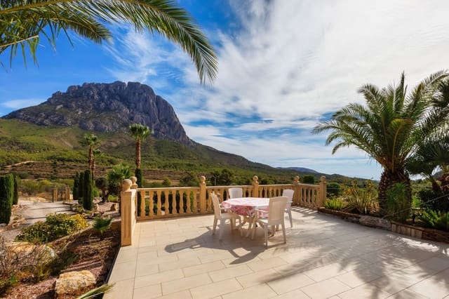 4 soverom Trehus til salgs i Finestrat Pueblo, Finestrat med svømmebasseng garasje - € 948 750 (Ref: 10186559)