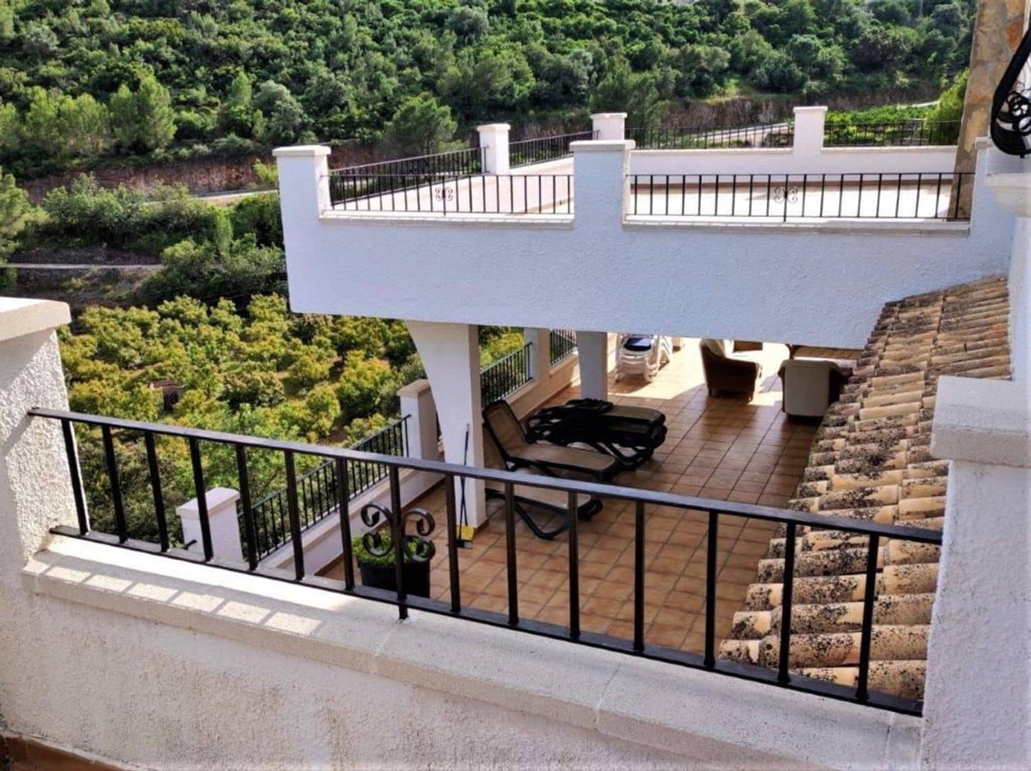 4 soveværelse Finca/Landehus til salg i L'Atzuvia med swimmingpool garage - € 695.000 (Ref: 7011648)