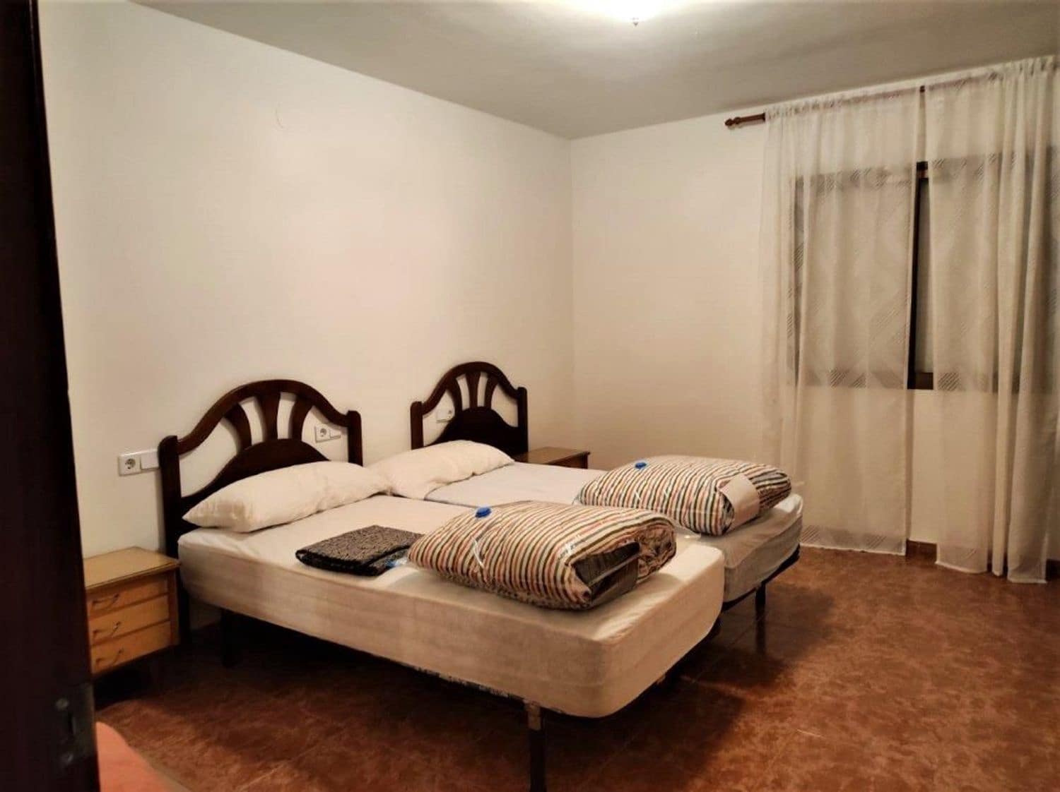 4 soveværelse Finca/Landehus til salg i L'Atzuvia med swimmingpool garage - € 695.000 (Ref: 7011648)