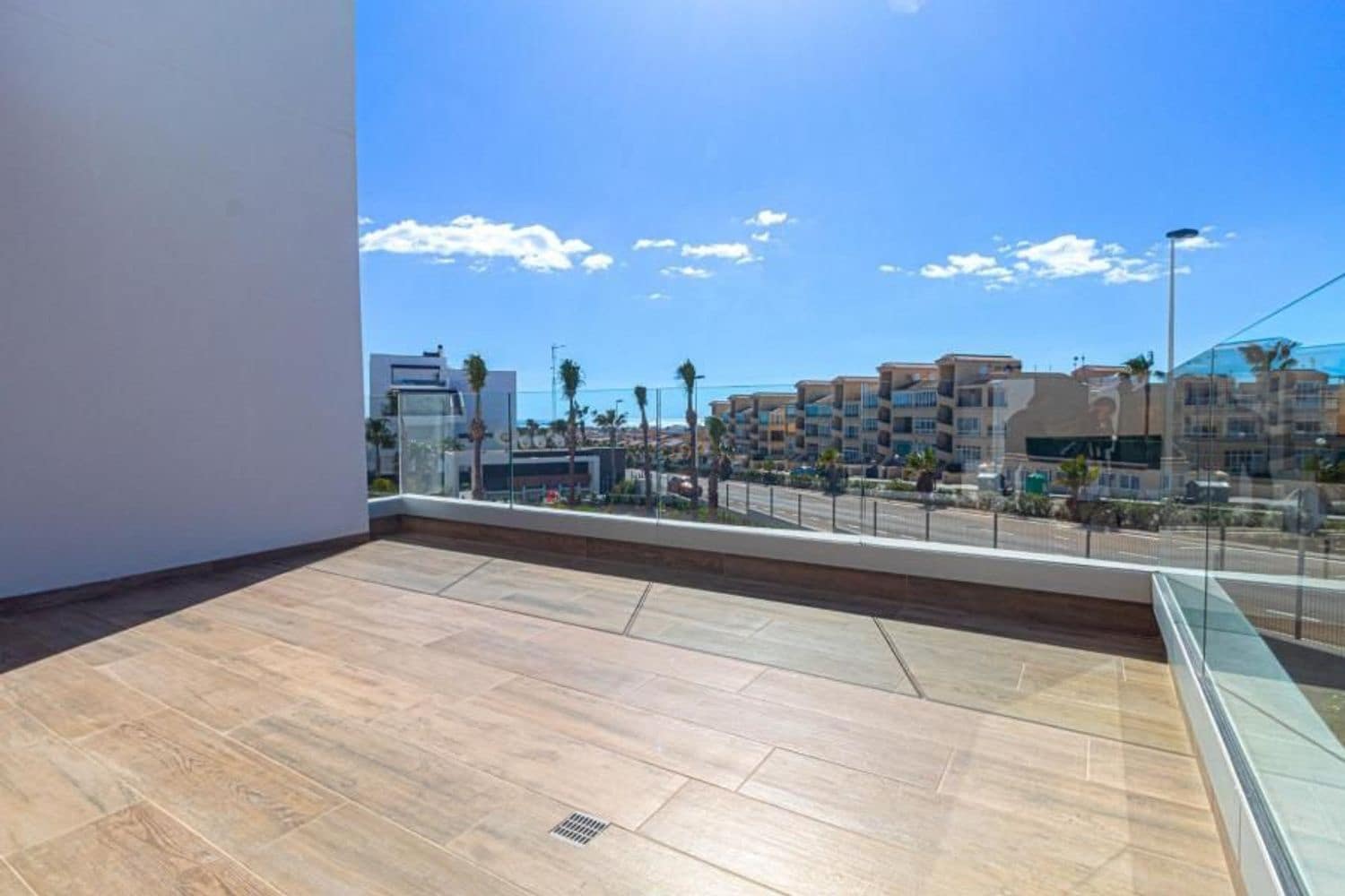 2 soveværelse Lejlighed til salg i Torrevieja med swimmingpool garage - € 375.000 (Ref: 8168714)