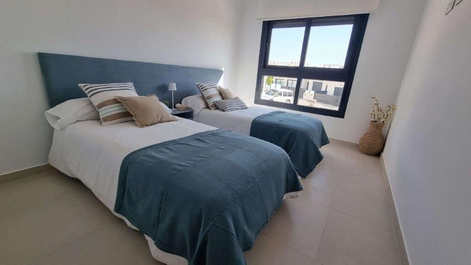 2 bedroom Apartment for sale in Pilar de la Horadada with pool garage - € 249,900 (Ref: 8247355)