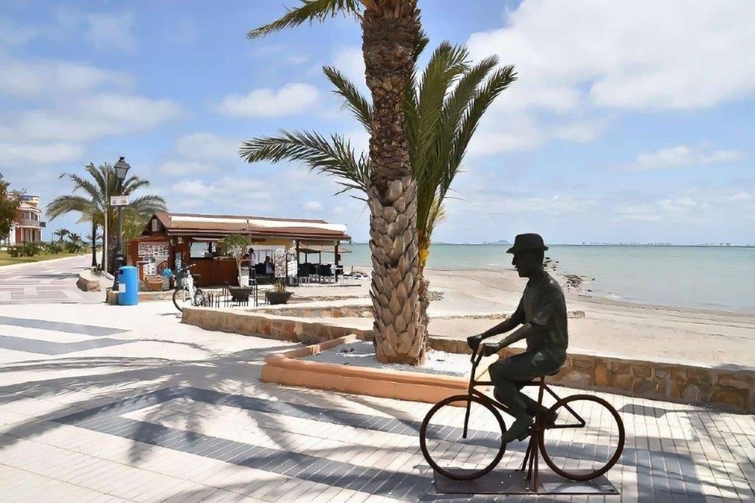 2 bedroom Apartment for sale in Pilar de la Horadada with pool garage - € 249,900 (Ref: 8247355)